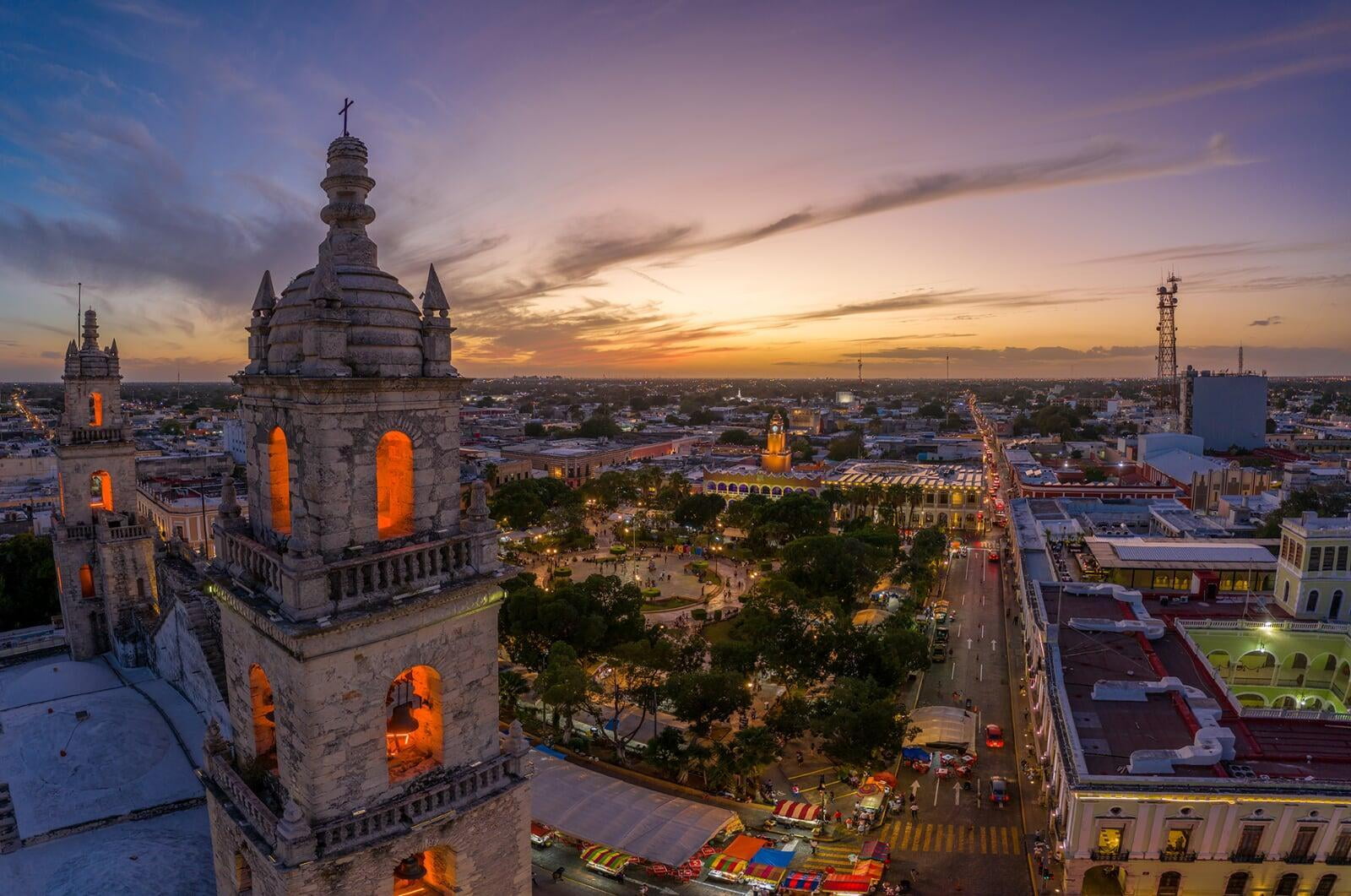 SI VIAJAS A MÉRIDA, HOSPÉDATE CON NOSOTROS